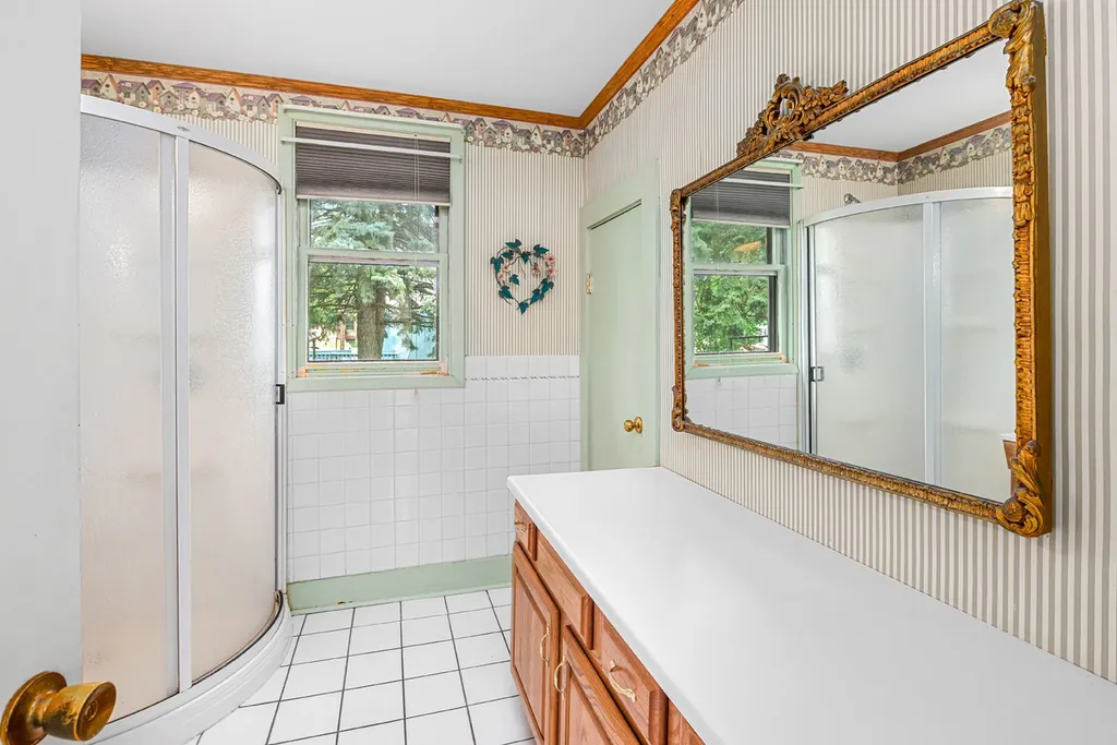 707 Talma Street Aurora IL 60505