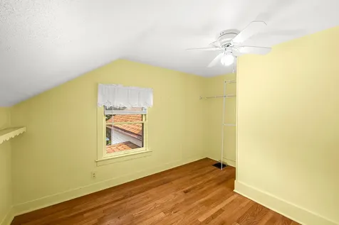 707 Talma Street Aurora IL 60505