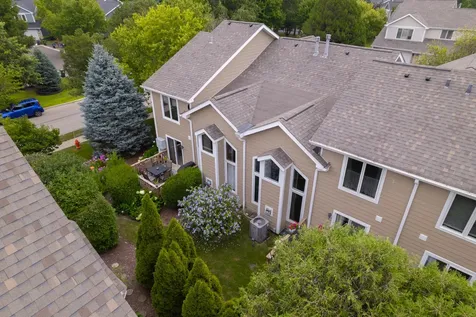 319 Jamatt Court Naperville IL 60540