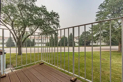 608 Inverrary Lane Deerfield IL 60015