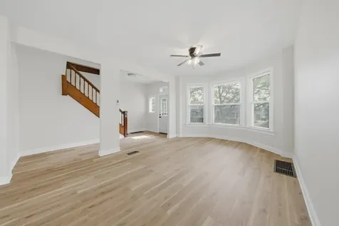 9232 South Essex Avenue Chicago IL 60617