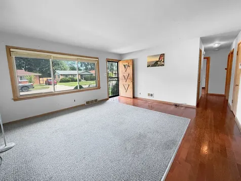 334 Hickory Street Chicago Heights IL 60411