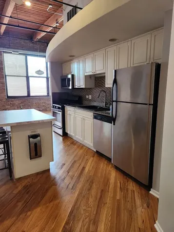 1601 South Indiana Avenue Chicago IL 60616