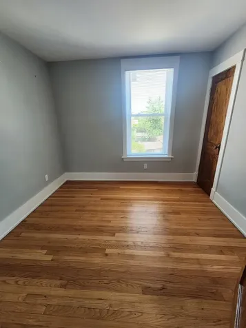 5025 West Berenice Avenue Chicago IL 60641