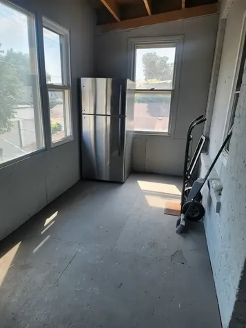 5025 West Berenice Avenue Chicago IL 60641