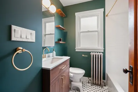2605 North Oak Park Avenue Chicago IL 60707