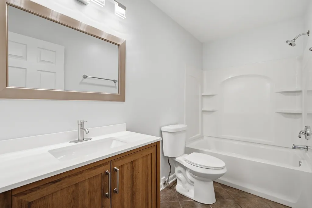 5022 Fargo Avenue Skokie IL 60077