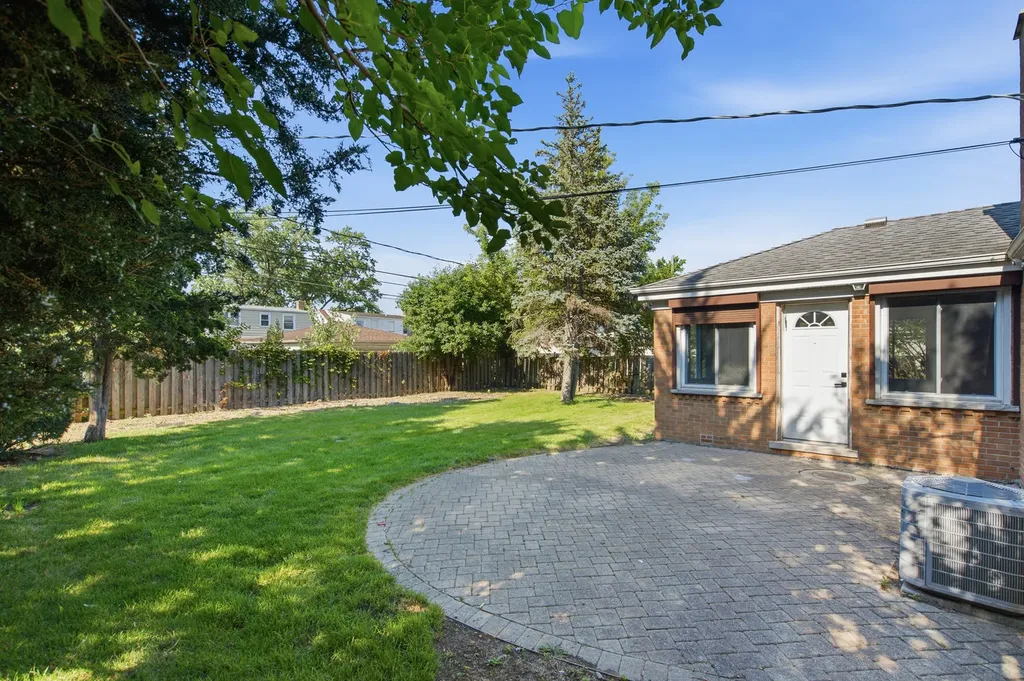 5022 Fargo Avenue Skokie IL 60077