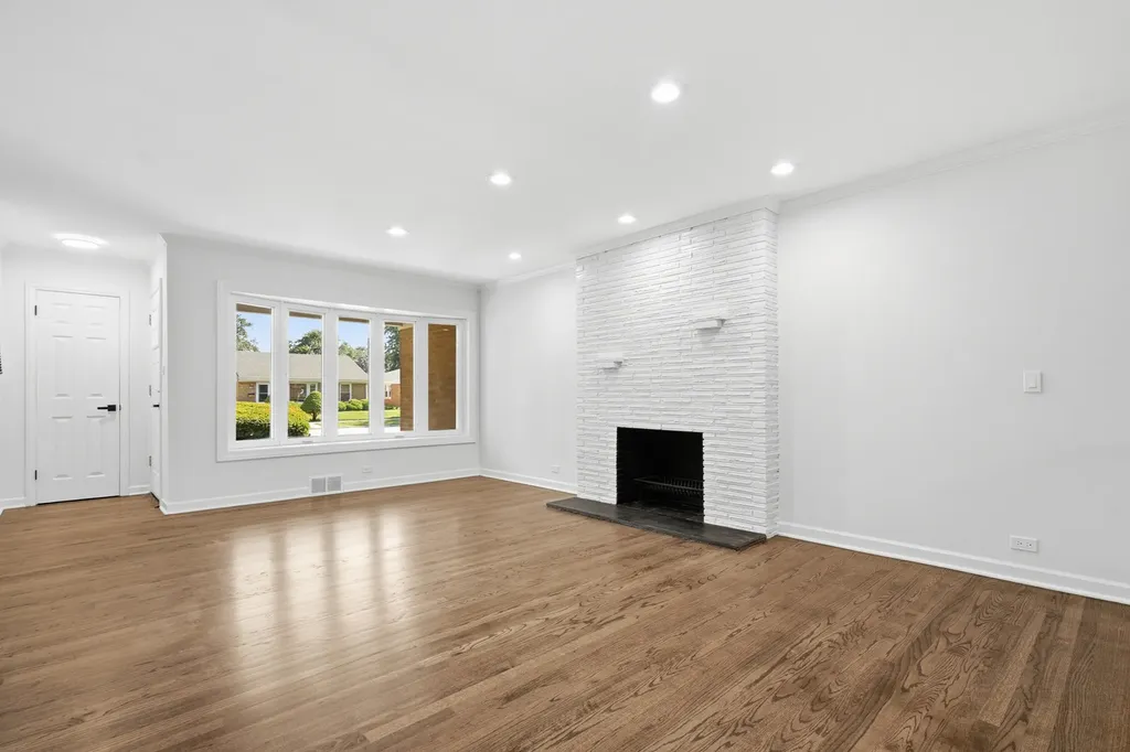 5022 Fargo Avenue Skokie IL 60077