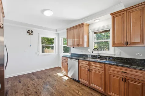 5022 Fargo Avenue Skokie IL 60077