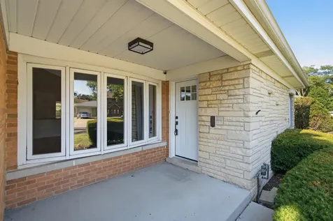 5022 Fargo Avenue Skokie IL 60077