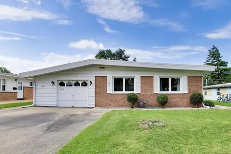 4641 Locust Avenue Glenview IL 60025