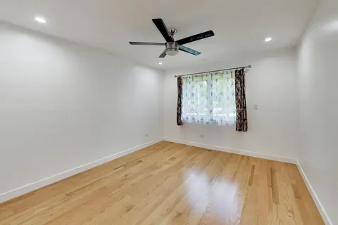 4641 Locust Avenue Glenview IL 60025