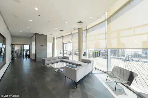 600 North Fairbanks Court Chicago IL 60611