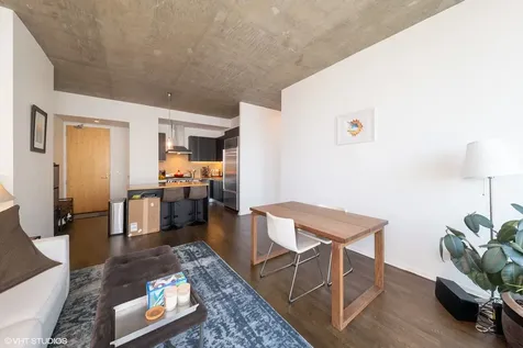 600 North Fairbanks Court Chicago IL 60611