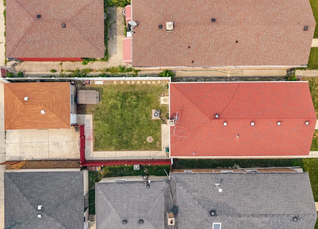 9546 South Emerald Avenue Chicago IL 60628