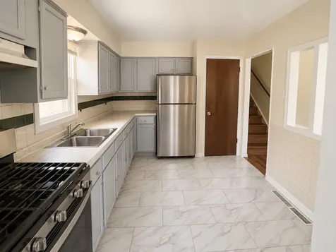 18149 Ravisloe Terrace Country Club Hills IL 60478