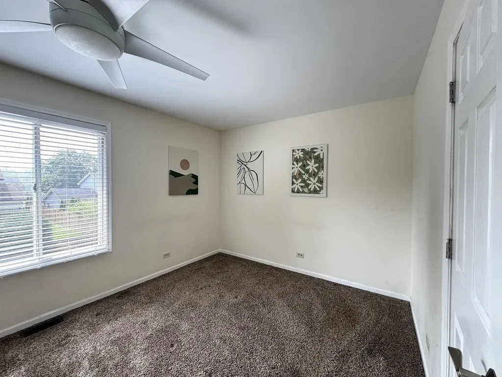 1142 Greensfield Drive Naperville IL 60563