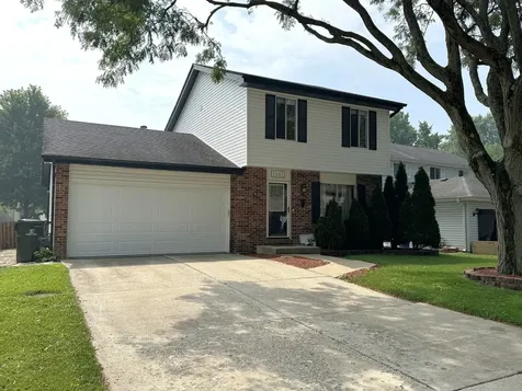 1142 Greensfield Drive Naperville IL 60563