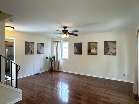 1142 Greensfield Drive Naperville IL 60563