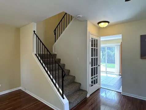 1142 Greensfield Drive Naperville IL 60563