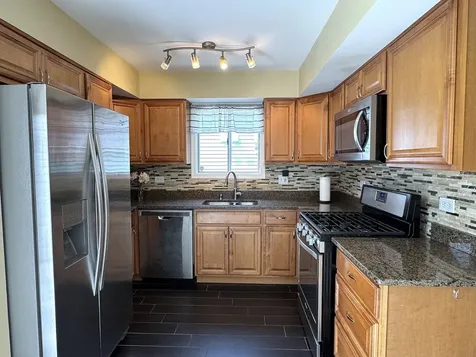 1142 Greensfield Drive Naperville IL 60563