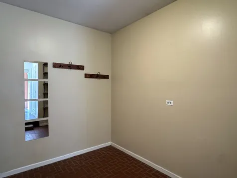1142 Greensfield Drive Naperville IL 60563