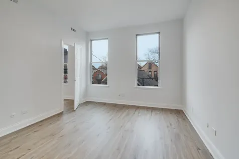 2029 North Damen Avenue Chicago IL 60647