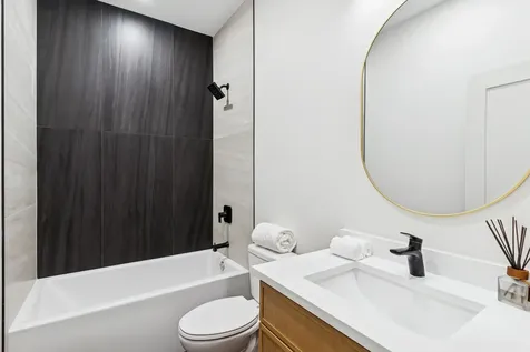 4206 South Calumet Avenue Chicago IL 60653
