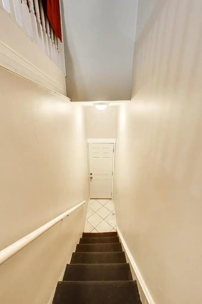 6524 South Eberhart Avenue Chicago IL 60637