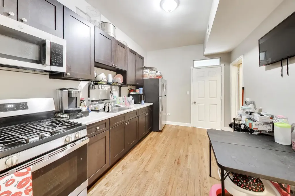 6524 South Eberhart Avenue Chicago IL 60637