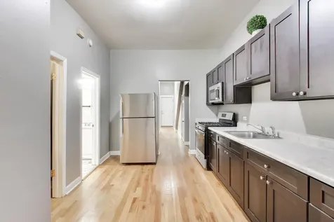 6524 South Eberhart Avenue Chicago IL 60637