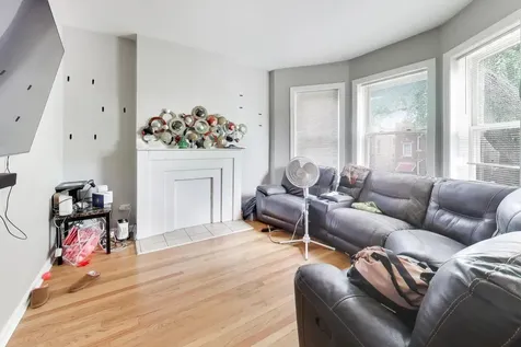 6524 South Eberhart Avenue Chicago IL 60637