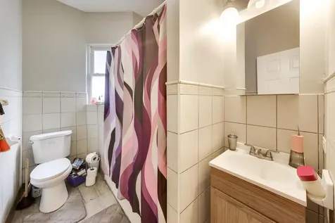 6524 South Eberhart Avenue Chicago IL 60637