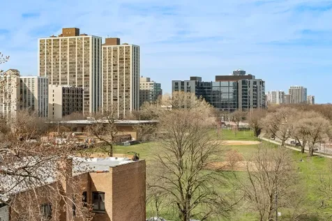 4300 North Marine Drive Chicago IL 60613