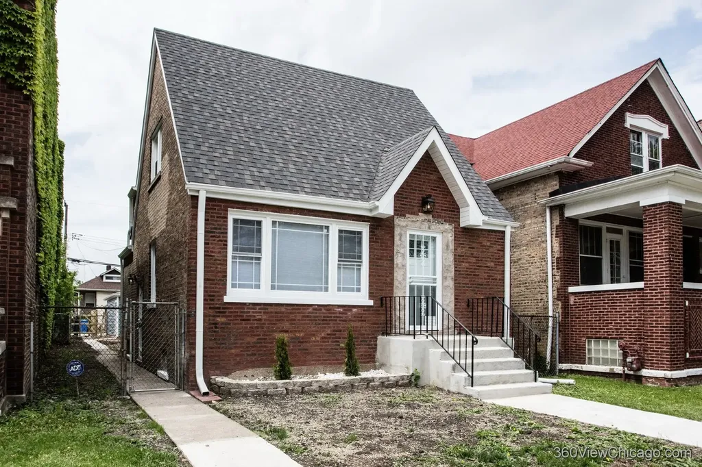8126 South Ada Street Chicago IL 60620