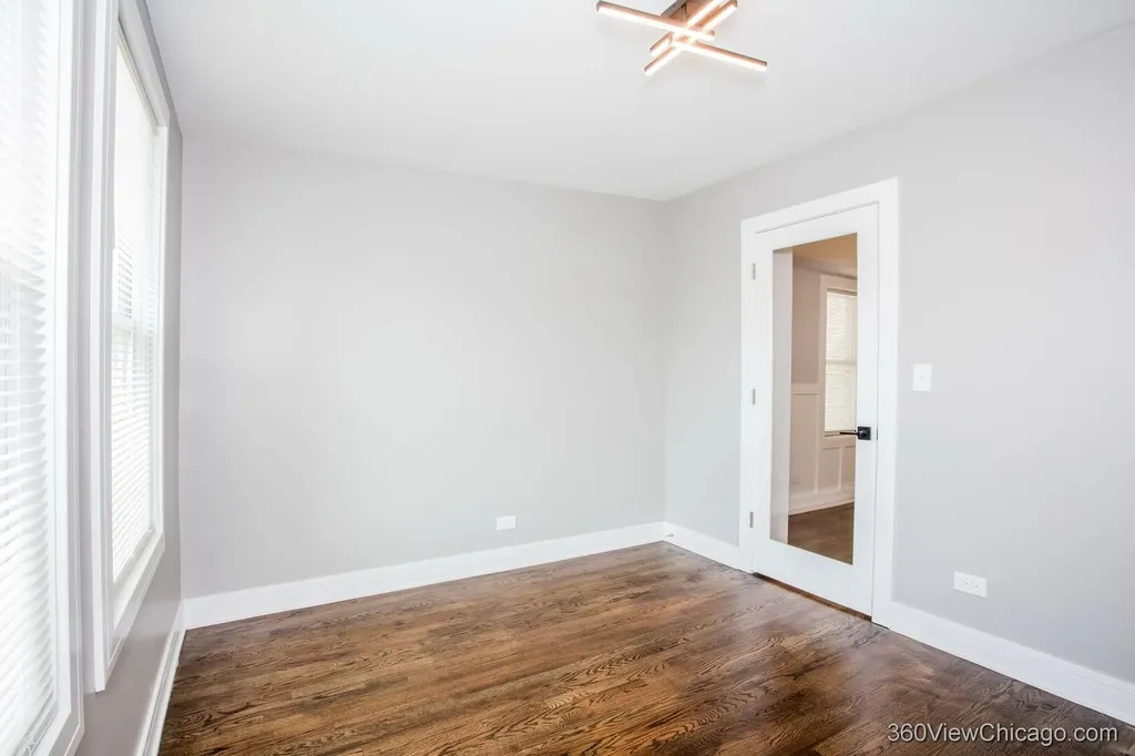 8126 South Ada Street Chicago IL 60620
