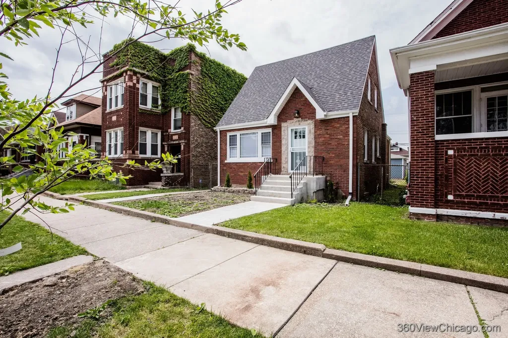 8126 South Ada Street Chicago IL 60620