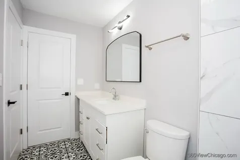8126 South Ada Street Chicago IL 60620