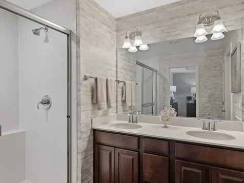 2724 Fieldcrest Drive Mundelein IL 60060