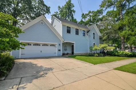 226 North Van Buren Street Batavia IL 60510