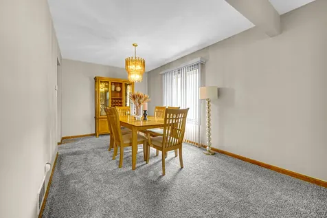 3024 200TH Place Lynwood IL 60411