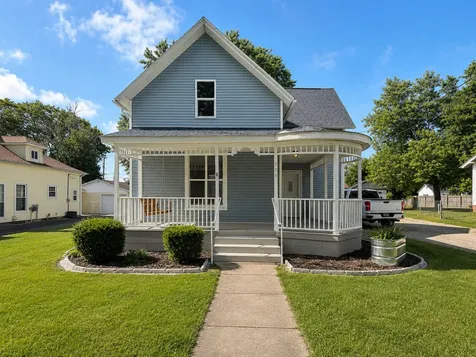 106 Gilbert Street Rossville IL 60963