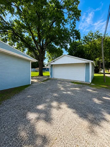 106 Gilbert Street Rossville IL 60963
