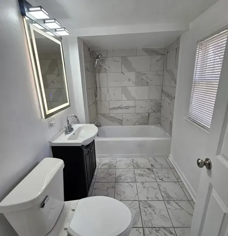 945 North Avenue Rockford IL 61103