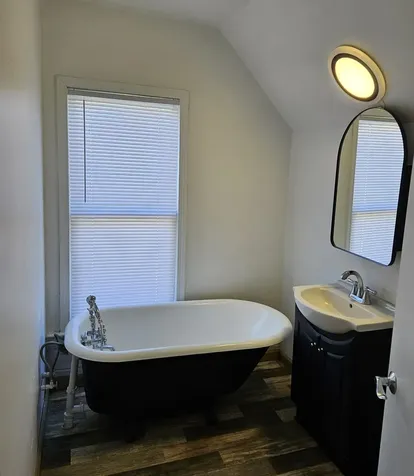 945 North Avenue Rockford IL 61103