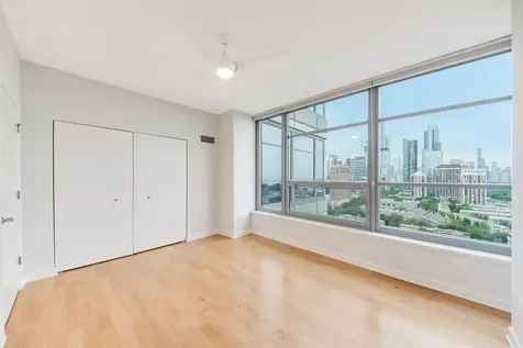 1600 South Prairie Avenue Chicago IL 60616