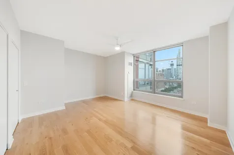 1600 South Prairie Avenue Chicago IL 60616