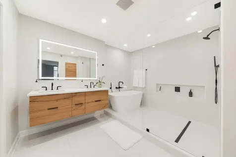 1600 South Prairie Avenue Chicago IL 60616
