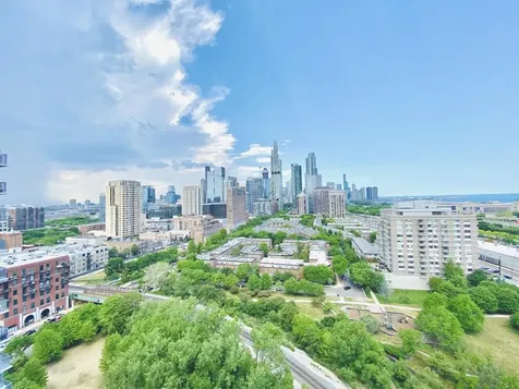 1600 South Prairie Avenue Chicago IL 60616